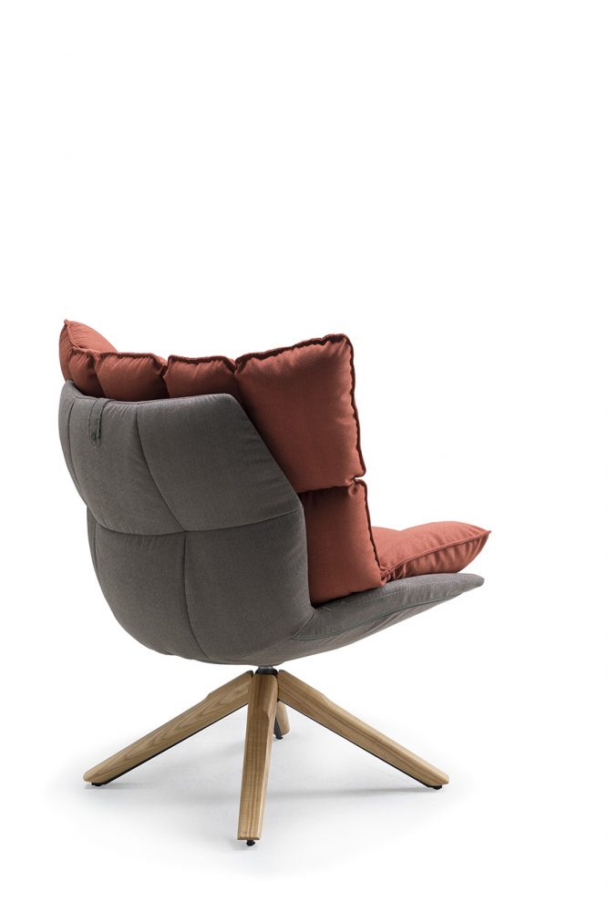 LC005-1-Lounge-Chair-1.jpg